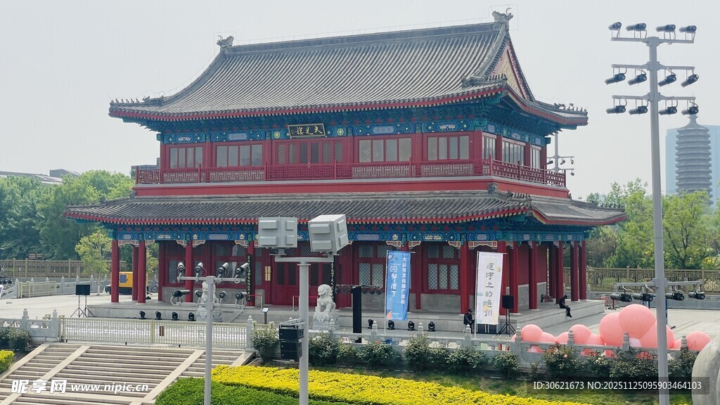 中式古建筑城楼景观