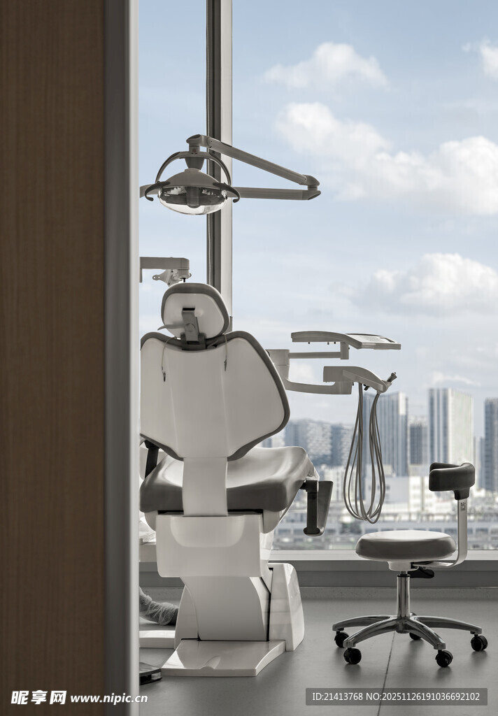 现代牙科诊疗室设备场景