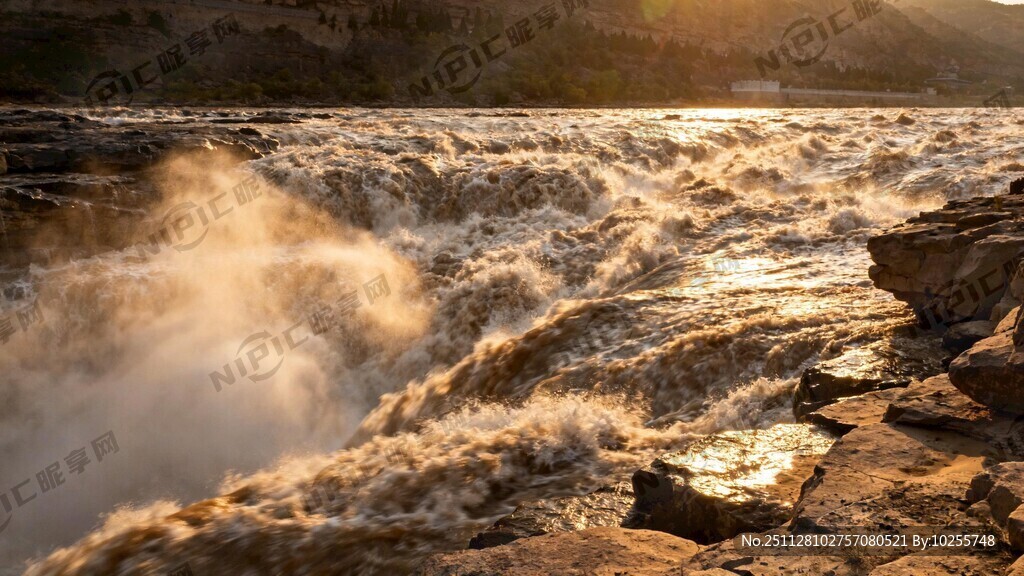 奔腾的黄河渡口 波涛汹涌
