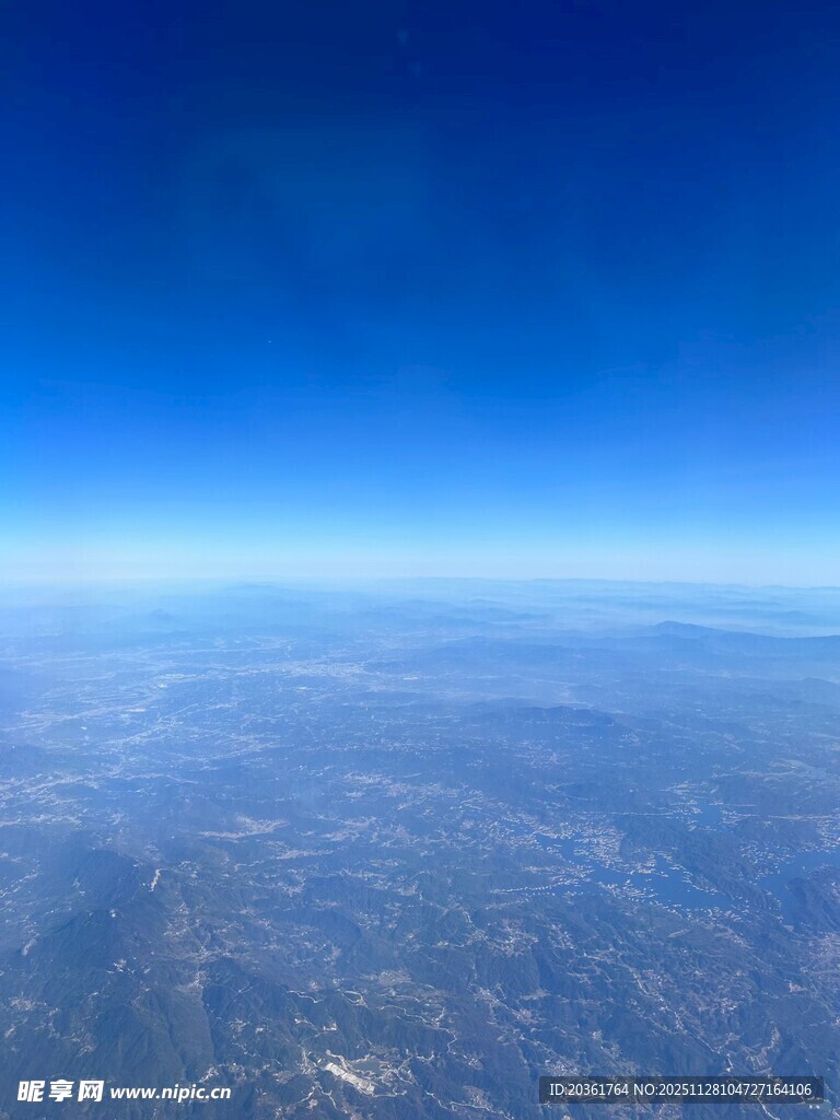 高空俯瞰大地美景