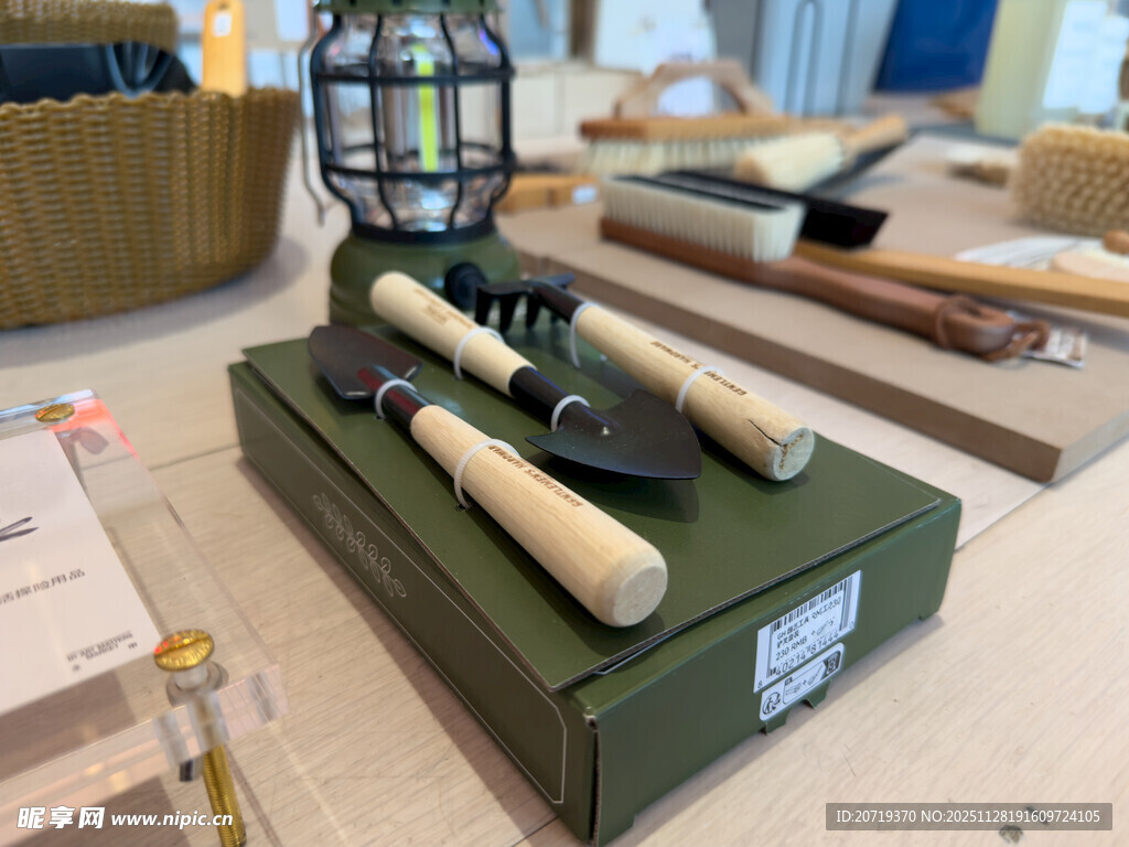 复古园艺工具套装展示