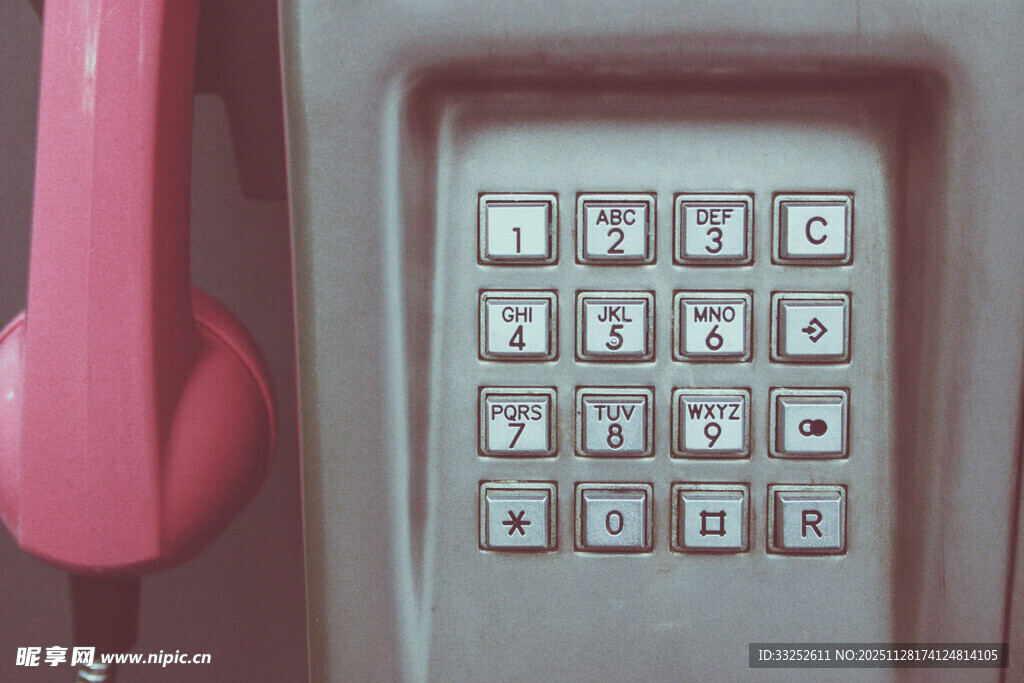 复古按键电话机特写