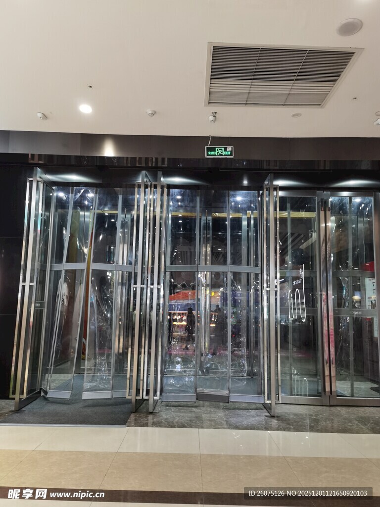 现代自动感应旋转玻璃门