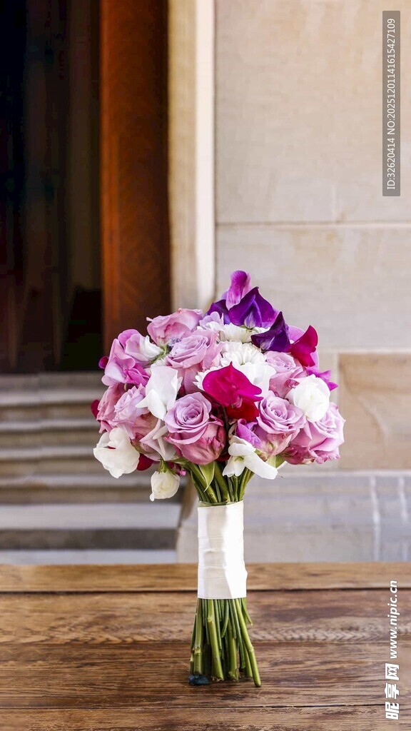 精美多彩花卉花束