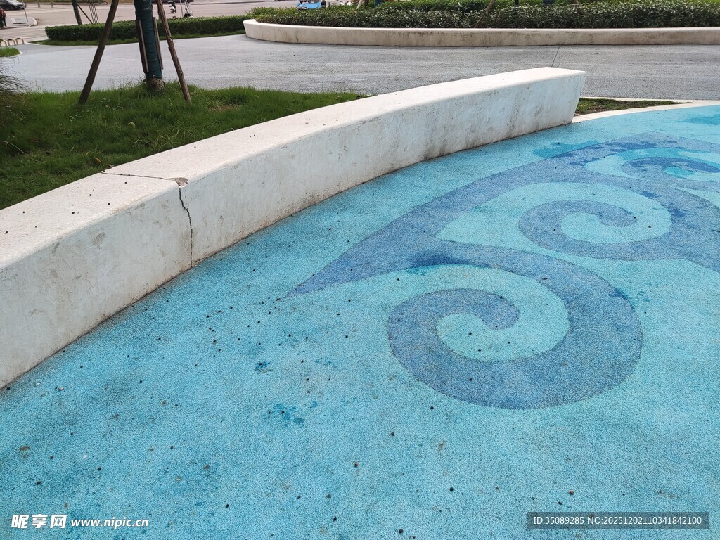 蓝色地面装饰图案设计