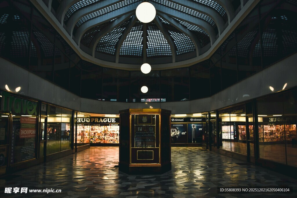 商场空间场景