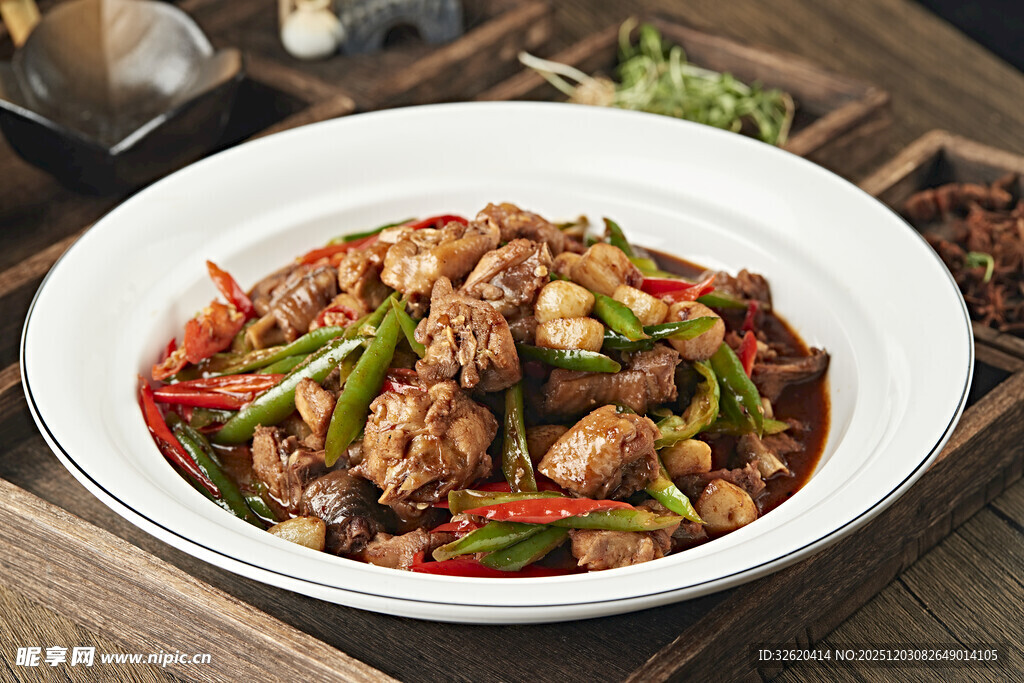 尖椒炒鸭肉