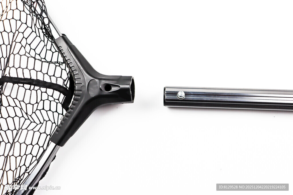 羽毛球拍断裂部件特写