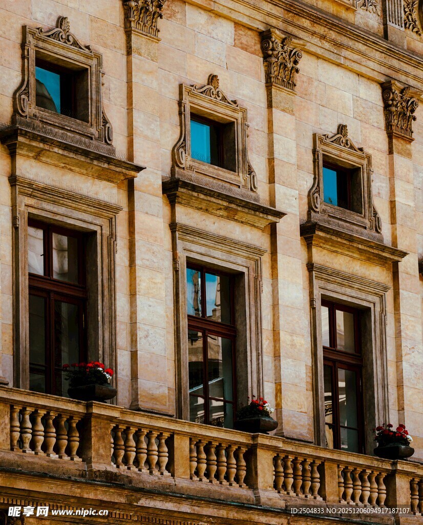 古典风格的精美建筑外观