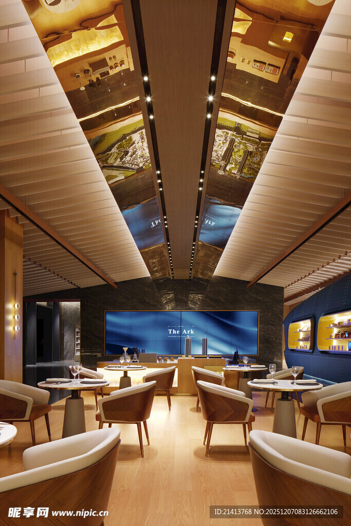 豪华游艇内的精致休闲空间