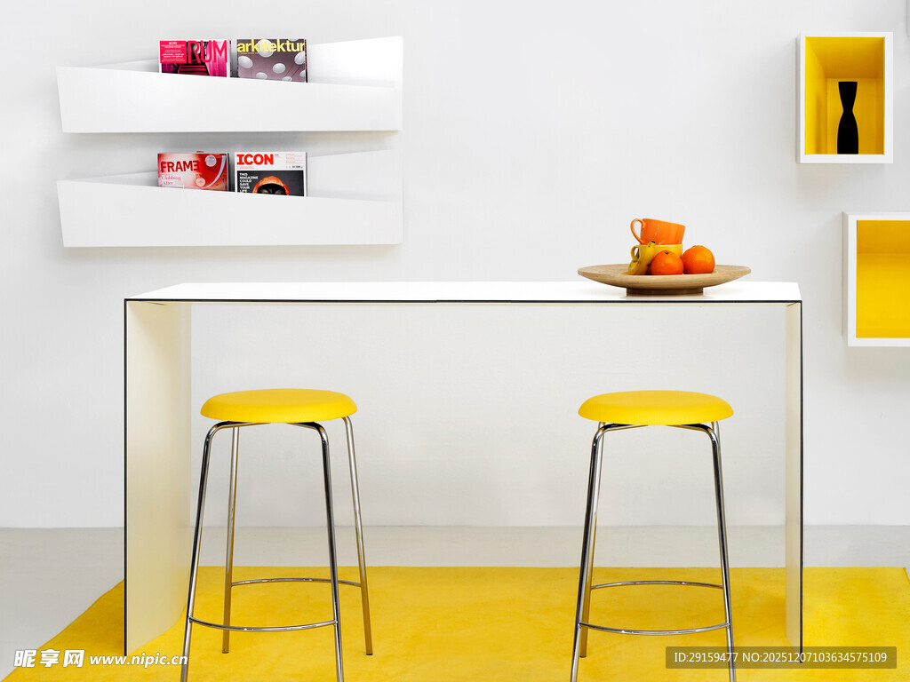 现代简约风黄色吧台场景