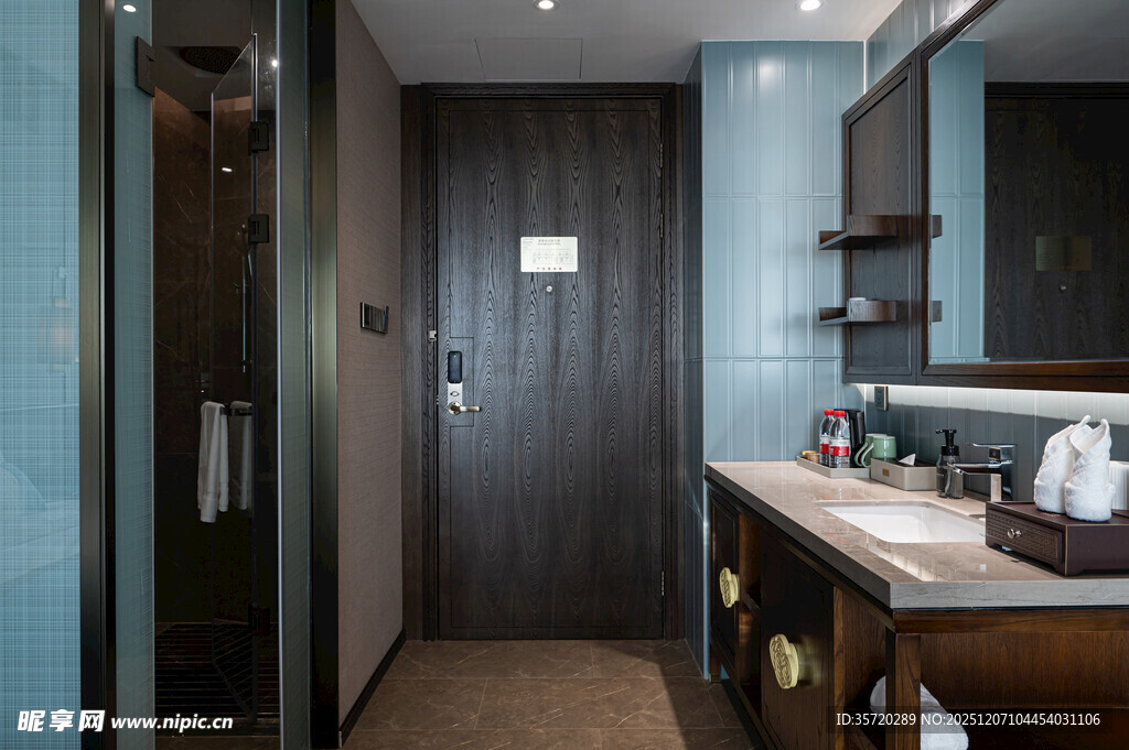 现代风格酒店浴室一角