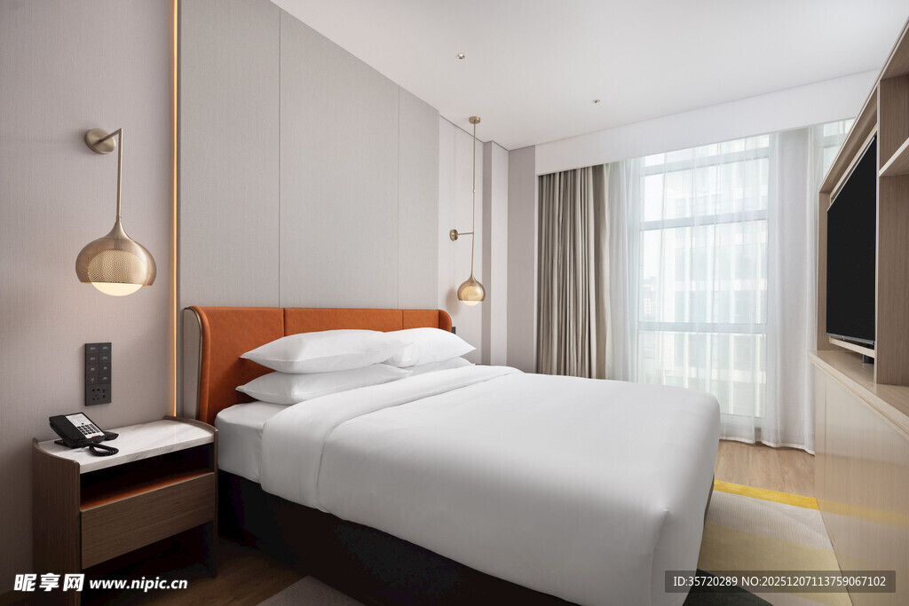 现代简约风格温馨卧室