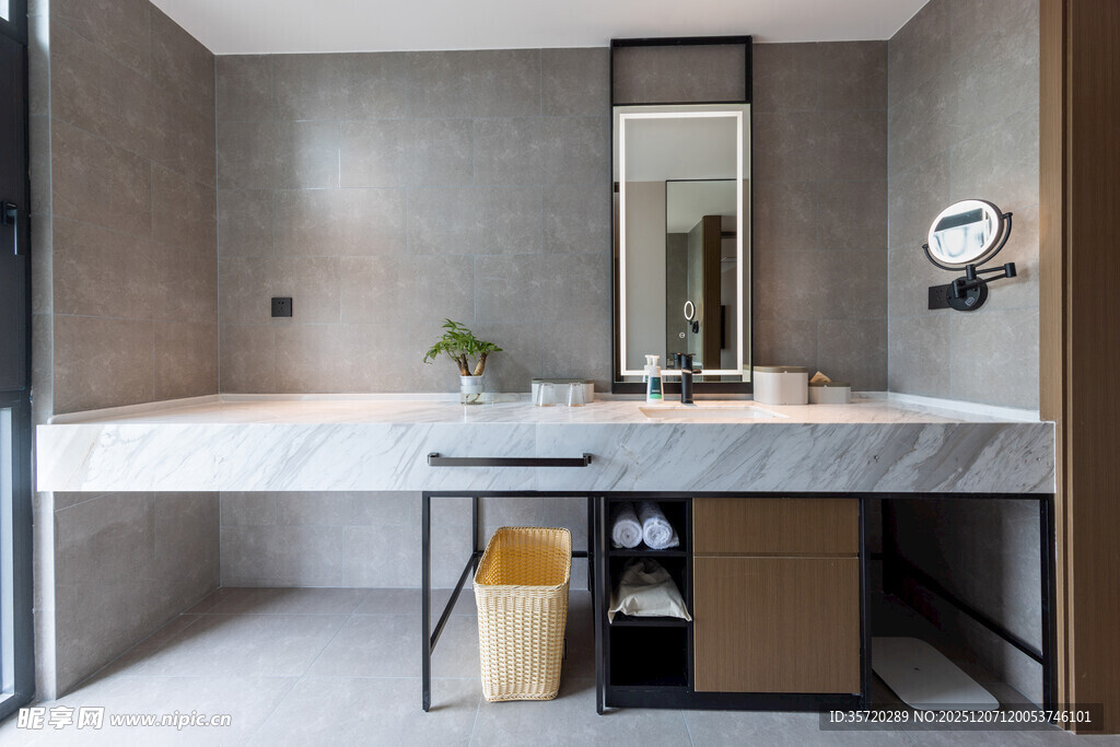 现代简约风浴室洗手台