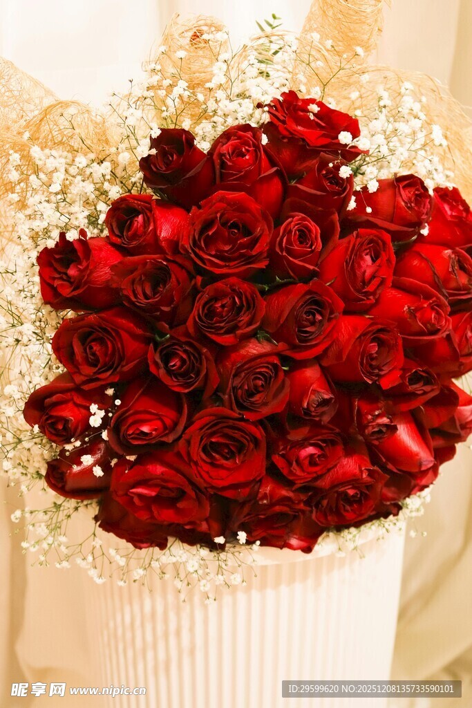 红玫瑰花束