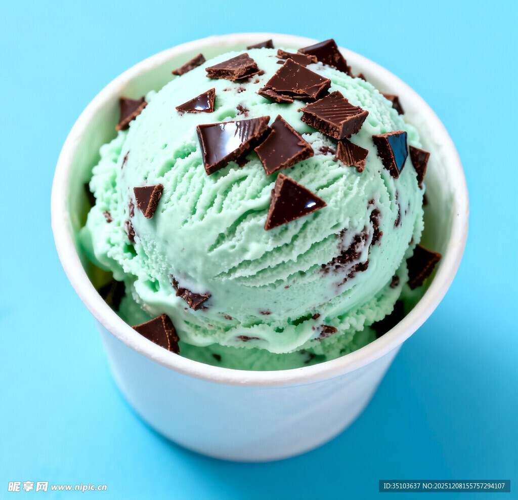 薄荷巧克力碎冰淇淋