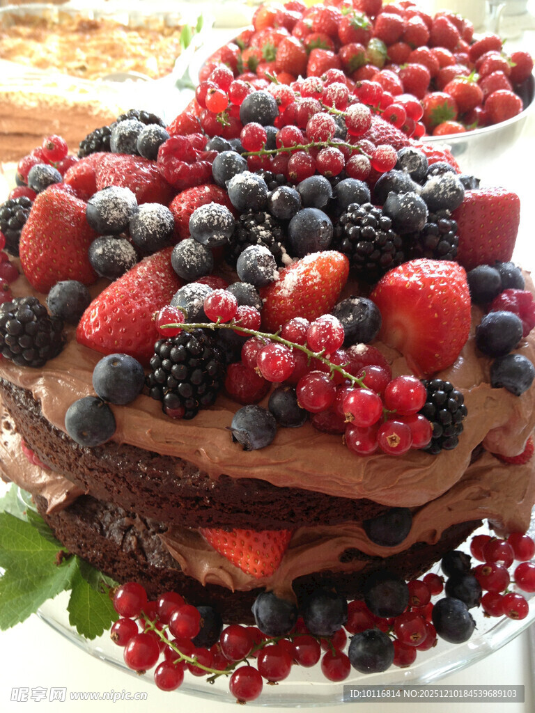 浆果蛋糕