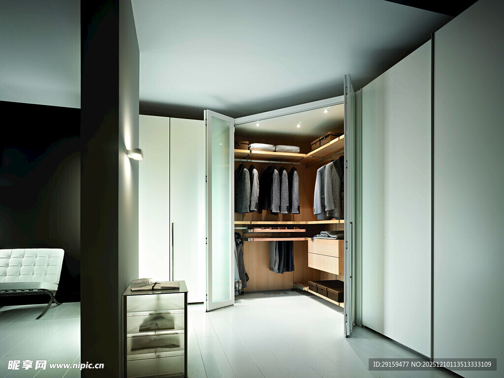 现代简约风格室内储物空间