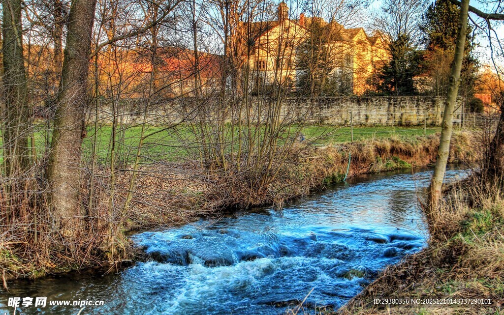 河流小溪
