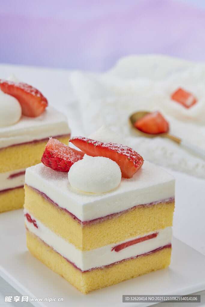 草莓蛋糕