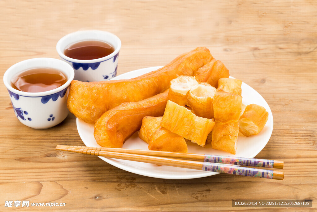 茶饮 油条