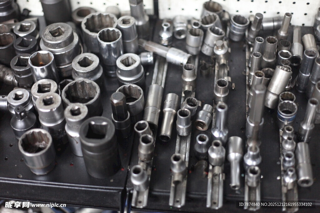 多样机械零件展示