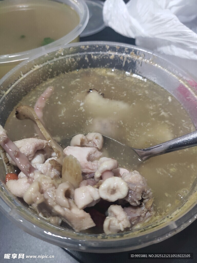 海鲜靓汤滋味诱人