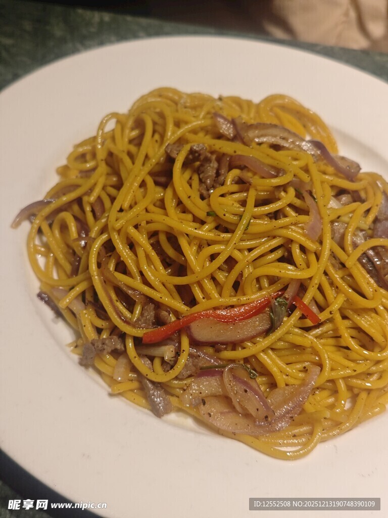 美味肉丝炒面