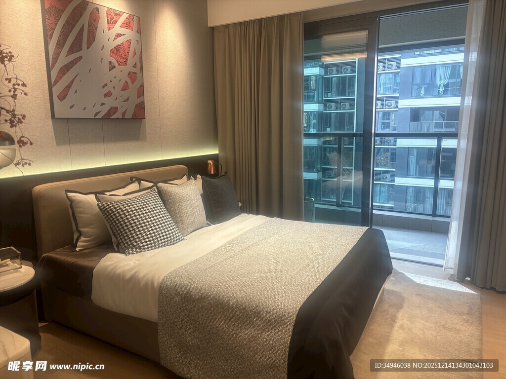 现代简约风格温馨卧室