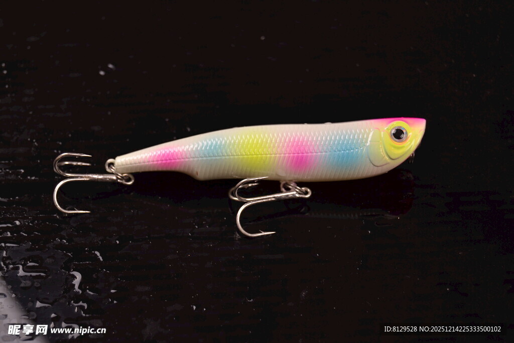 彩色仿生鱼饵