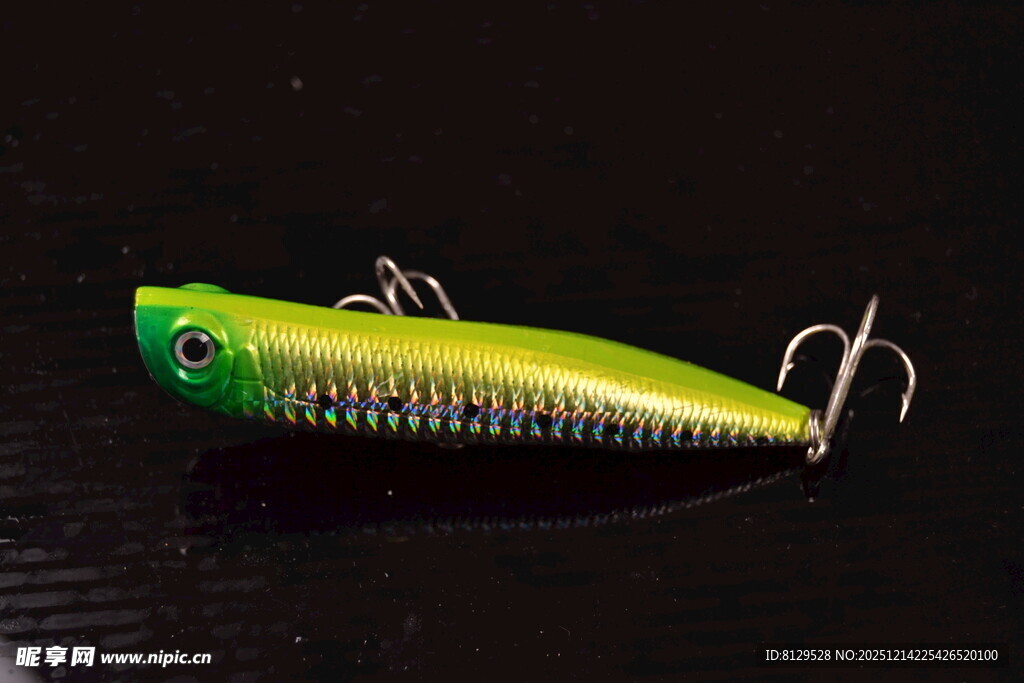 绿色金属路亚饵