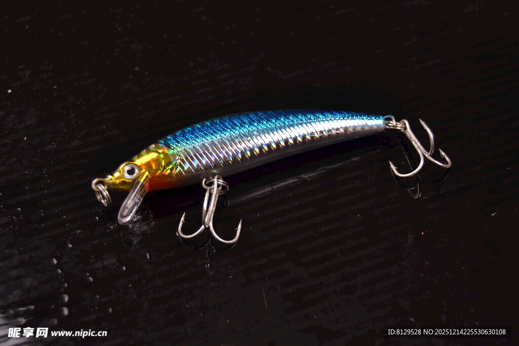 金属质感仿真鱼饵