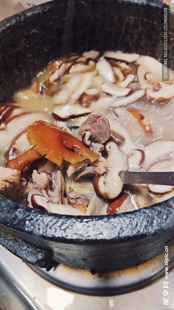 美味火锅食材丰富多样