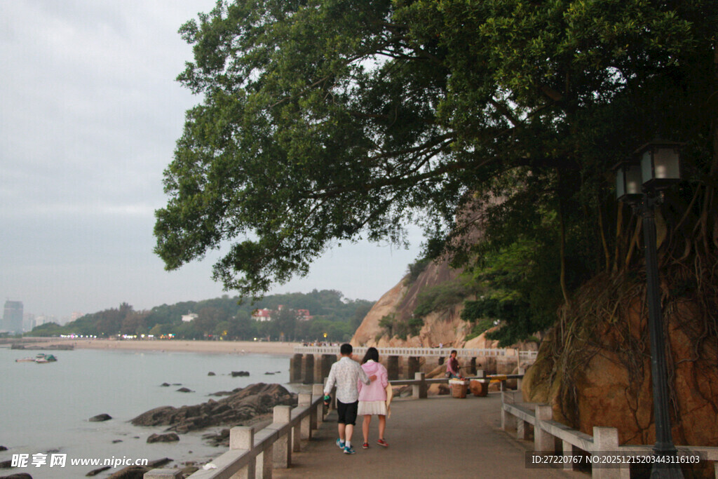 厦门鼓浪屿 海边栈道漫步