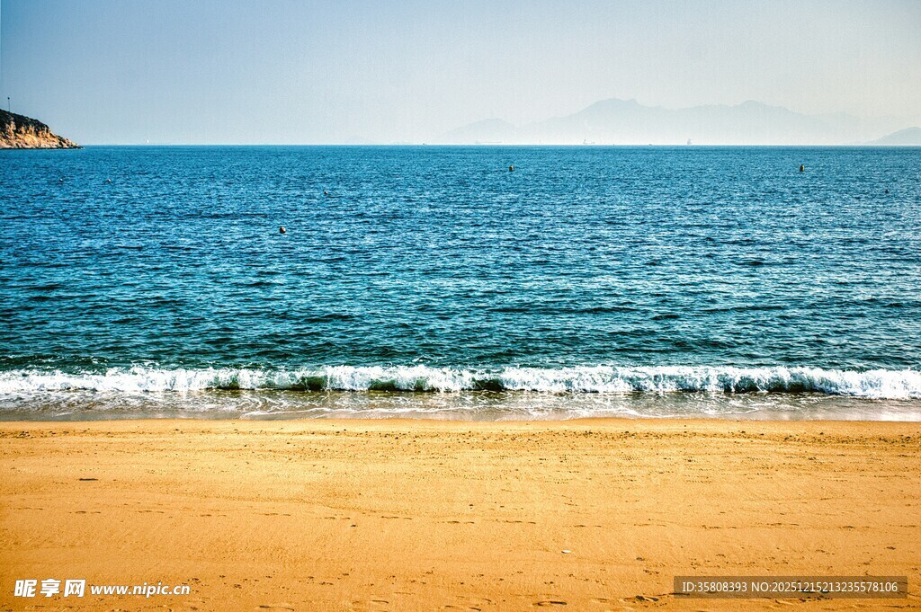 沙滩大海