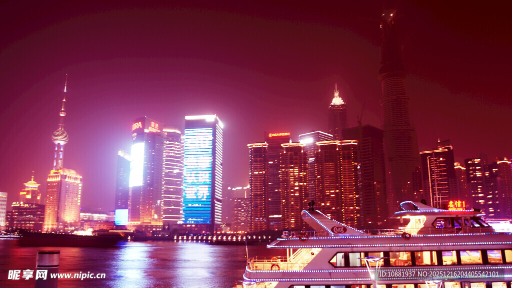 上海外滩璀璨夜景风光