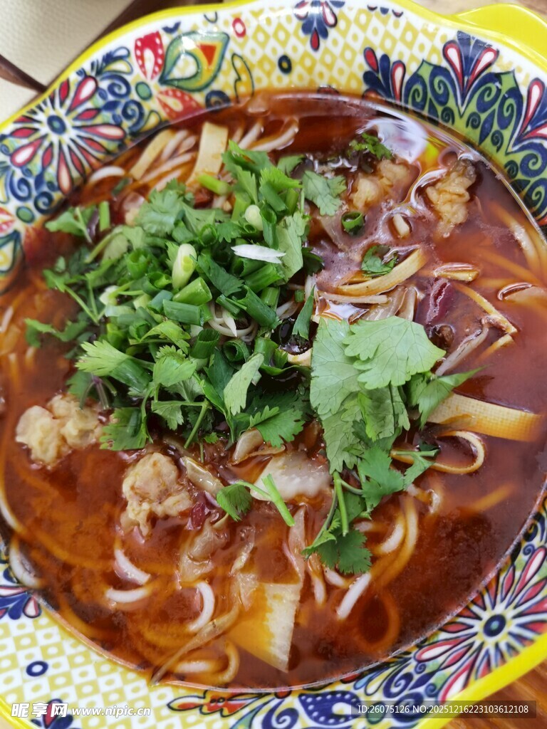 美味红油飘香特色面条