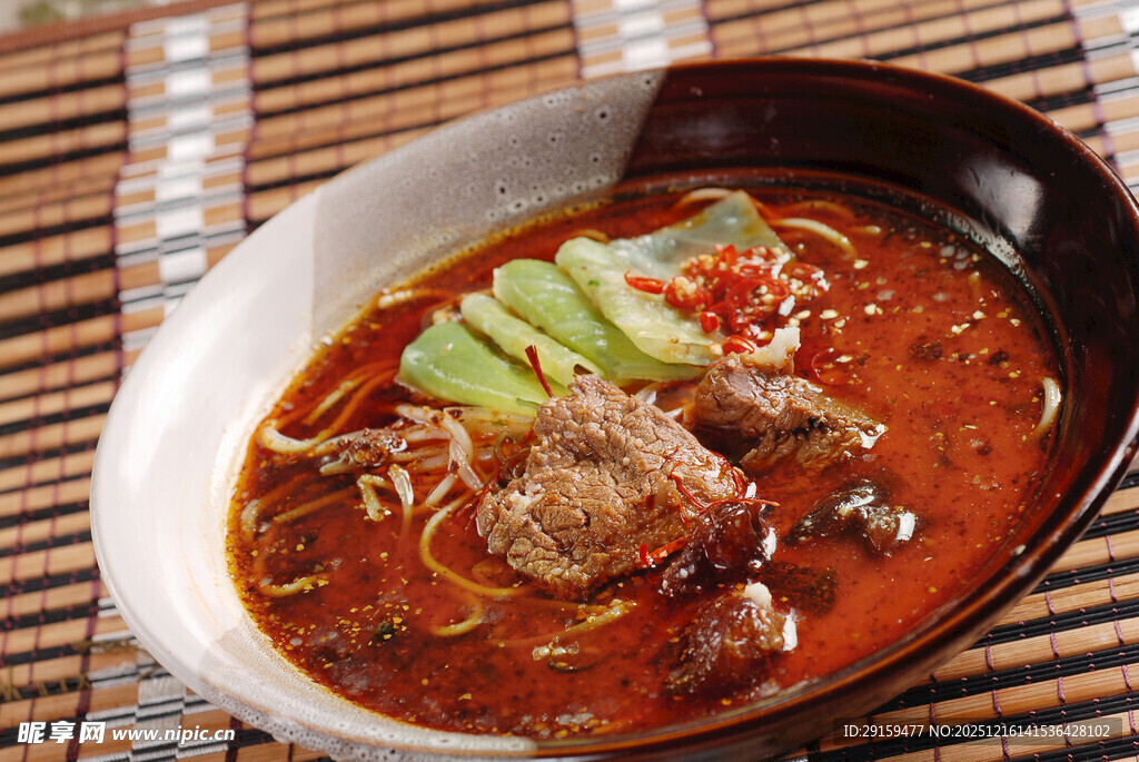 美味红烧牛肉面