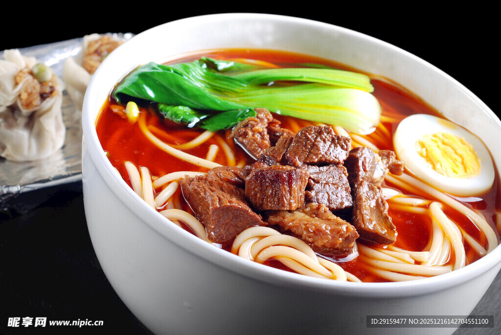 美味红烧牛肉面