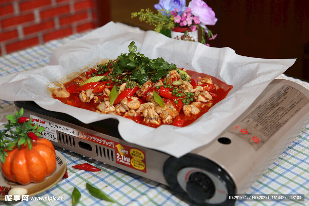 烤箱烤制美味蔬菜鸡肉