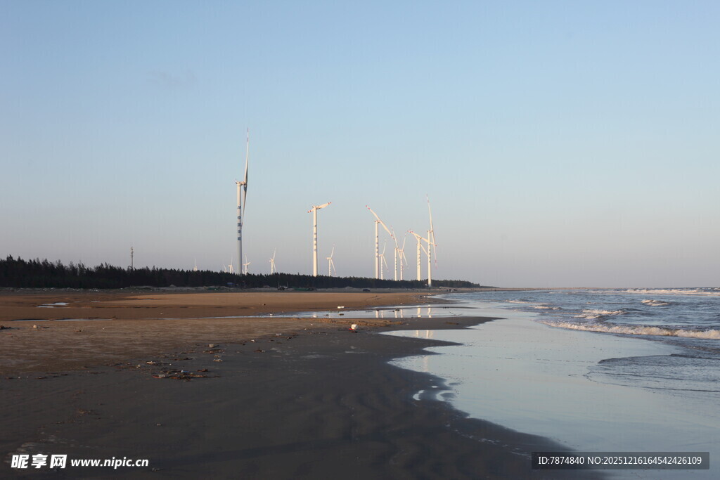 海边风车景观