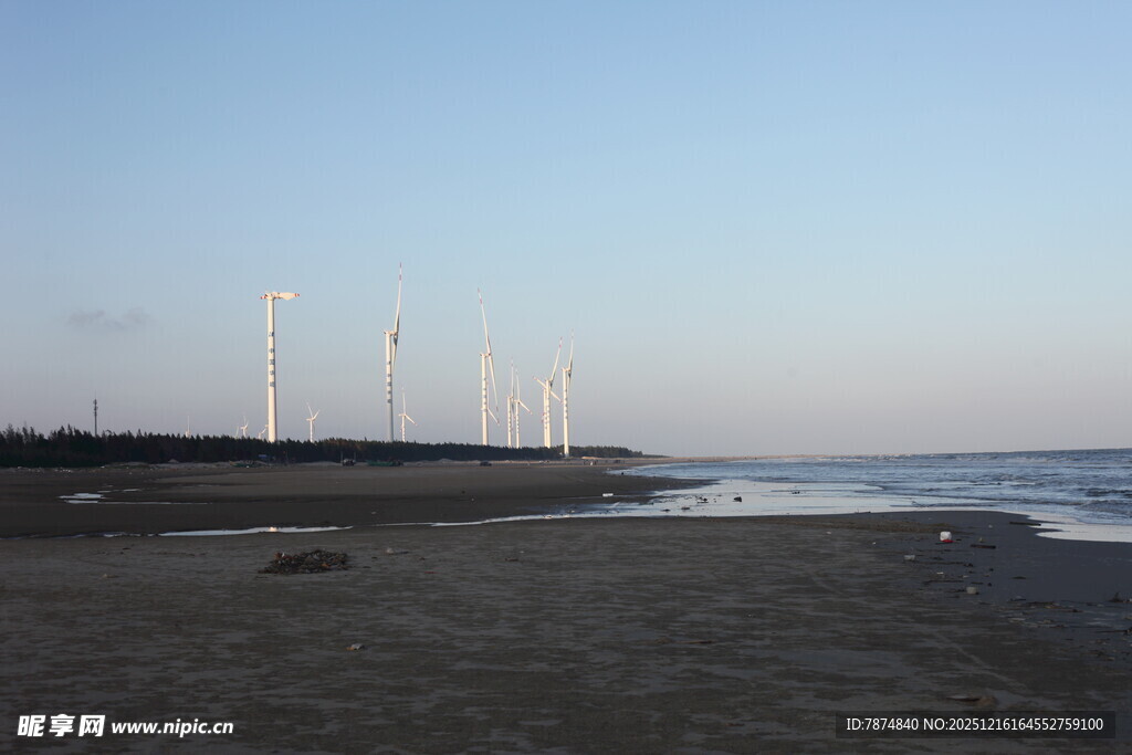 海边风车景观