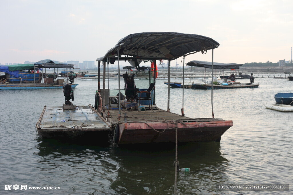 水上浮动平台设施