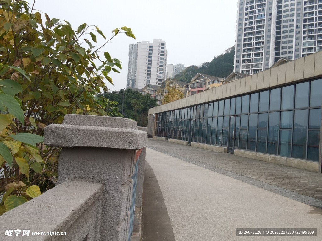 城市中的户外步道景观