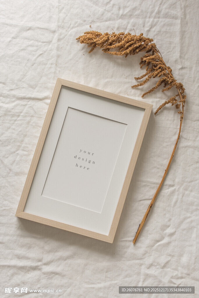 壁画相框海报样机图片