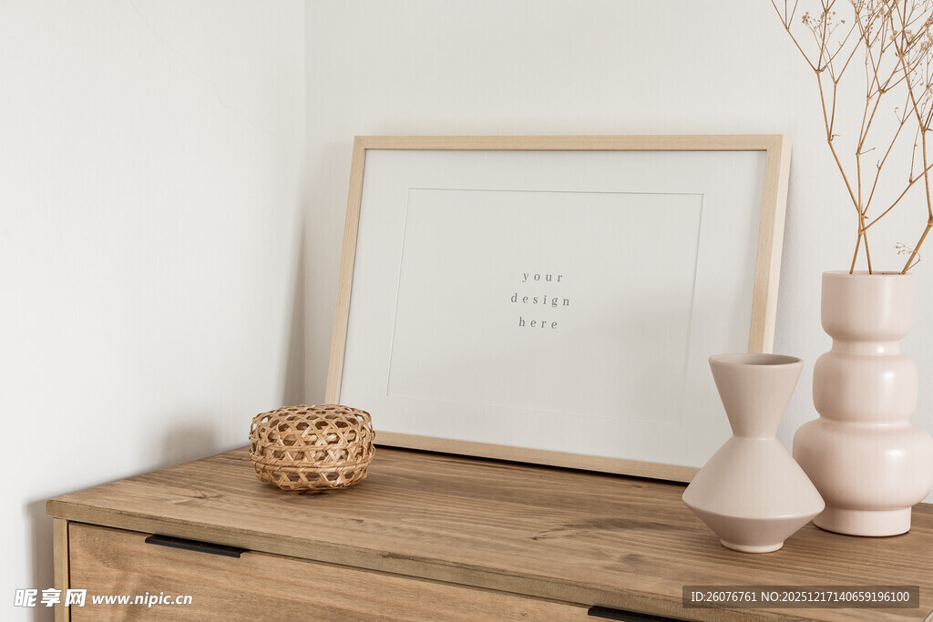 壁画相框海报样机图片