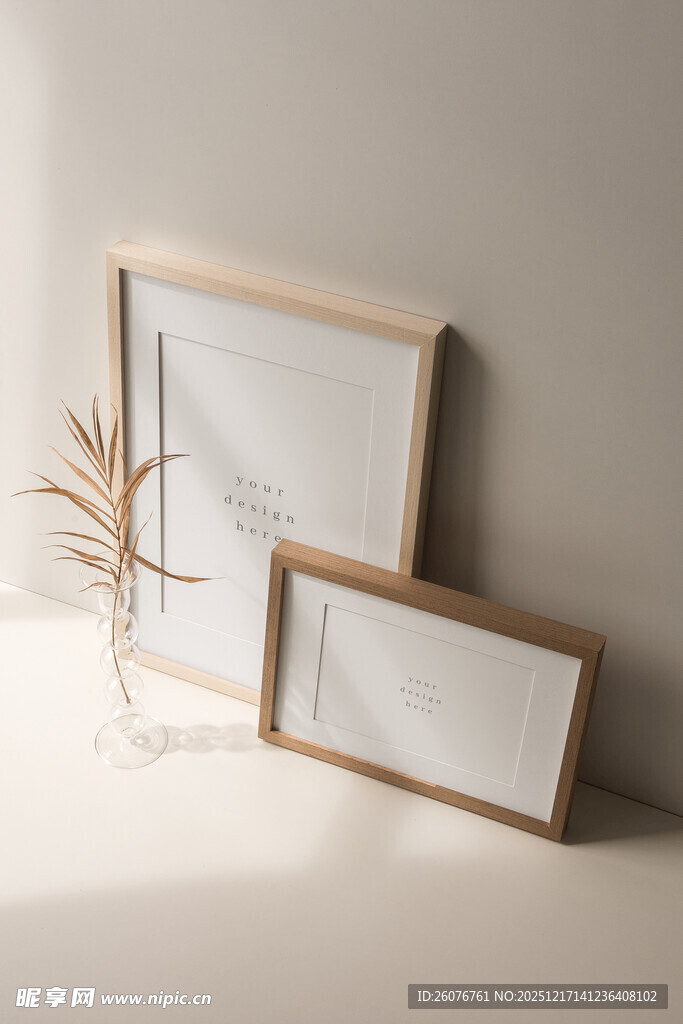 壁画相框海报样机图片