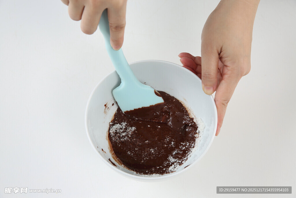 手工搅拌巧克力面糊