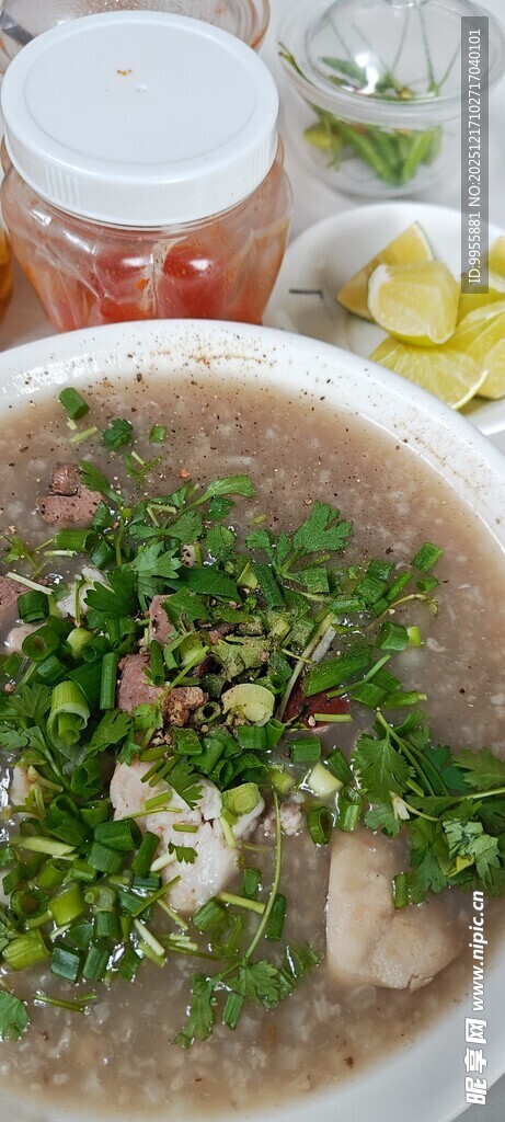 鲜香美味的特色汤面