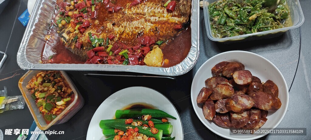 多样美味菜肴展示